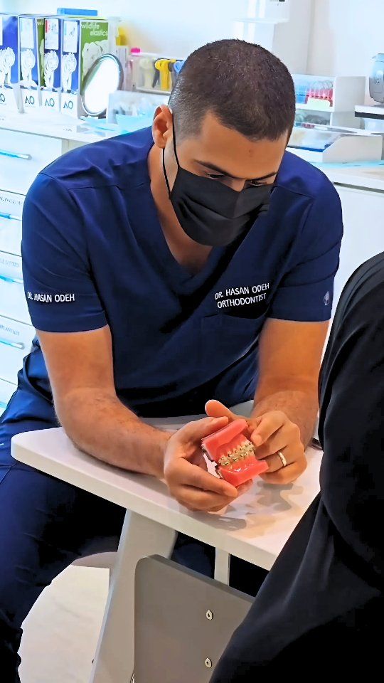 Ready to take the next step toward a brighter smile? Our experts are here to achieve it!  هل أنت مستعد لتحقيق ابتسامتك المثالية؟ أطباء الأسنان لدينا هنا لتحقيقها لك!